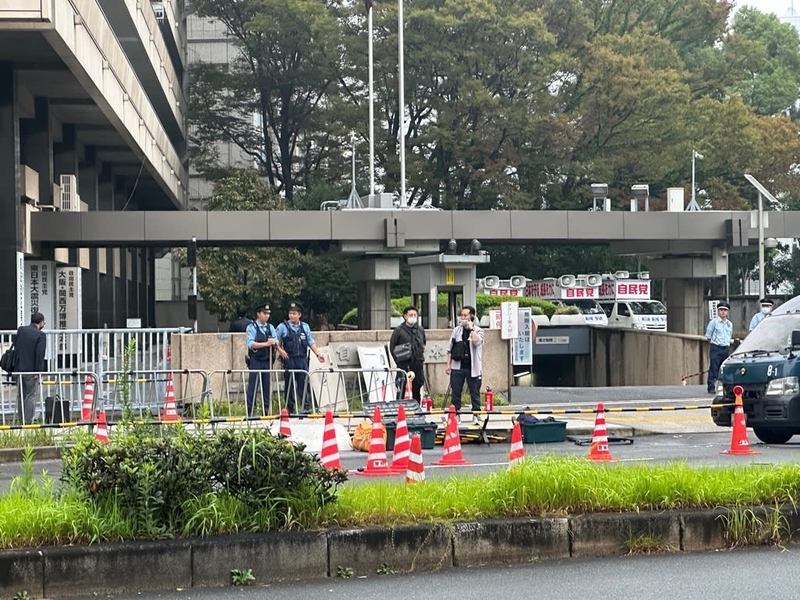 5日目【現地発】自民党本部に火炎瓶、都連所属選挙カー3台に被害はないか - 宮崎信行の「新・夕刊フジ」